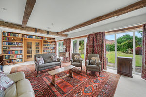 Sitting room- click for photo gallery
